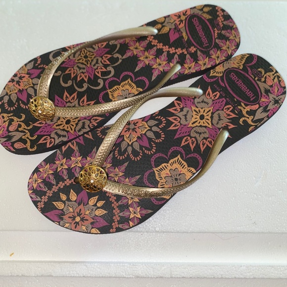 havaianas with bling